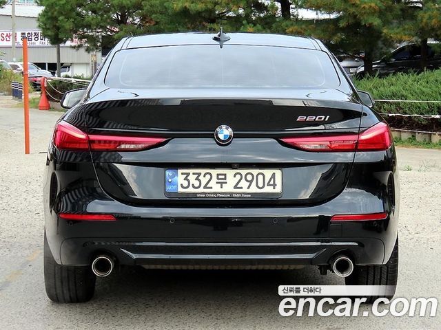 BMW 2-Series 220i Sport — пробег 30 295 км — фото 4 из 5