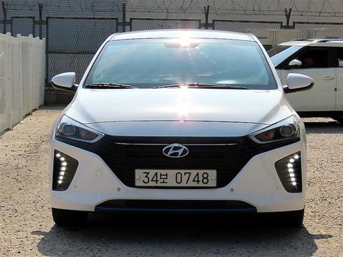 Hyundai Ioniq Q — пробег 136 115 км — фото 1 из 5
