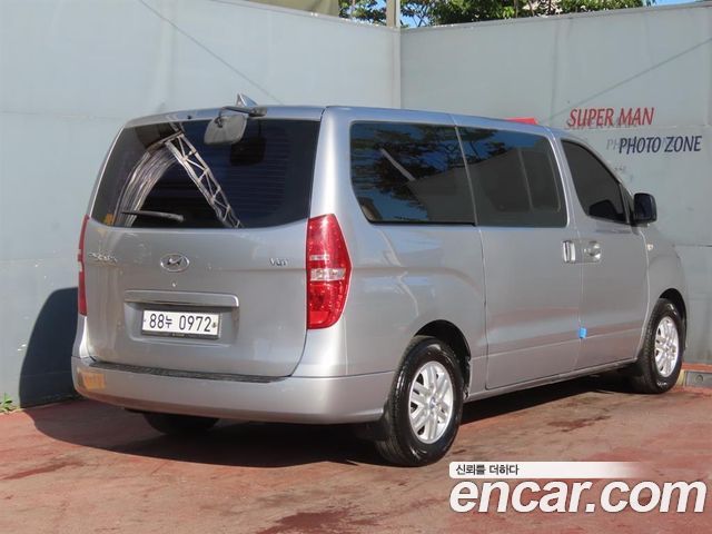 Hyundai Starex Van 5-Seater Modern — пробег 196 111 км — фото 3 из 5