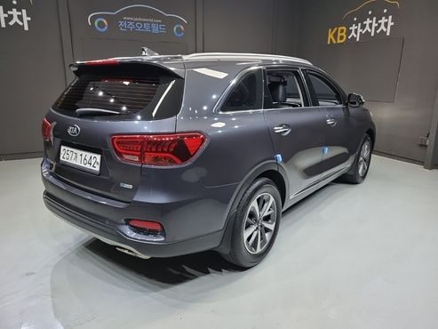 Kia Sorento Diesel 2.0 2WD Prestige — пробег 106 000 км — фото 5 из 5