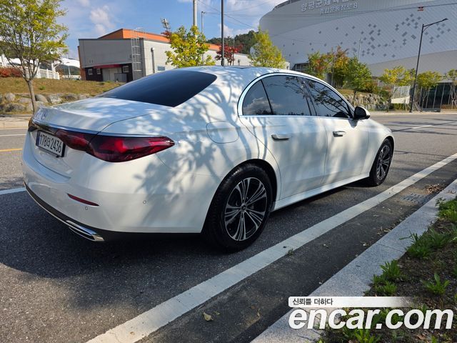 Mercedes-Benz E-Class из Кореи Encar