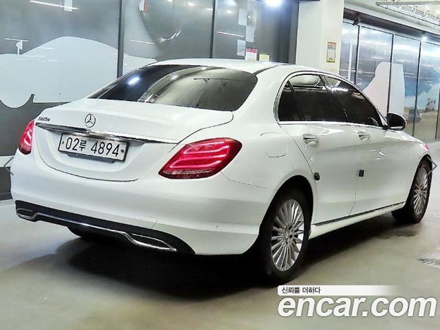 Mercedes-Benz C-Class из Кореи Encar