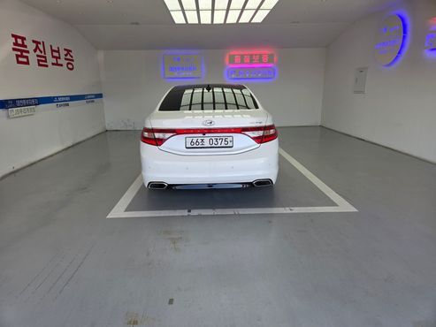 Hyundai Grandeur HG300 Premium — пробег 93 057 км — фото 4 из 5