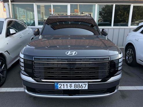 Hyundai Palisade HEV 2.5T 4WD 9-Seater Calligraphy — пробег 5 700 км — фото 1 из 4