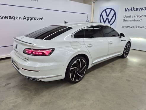 Volkswagen Arteon 2.0 TDI R-LIINE 4Motion — пробег 62 595 км — фото 2 из 5