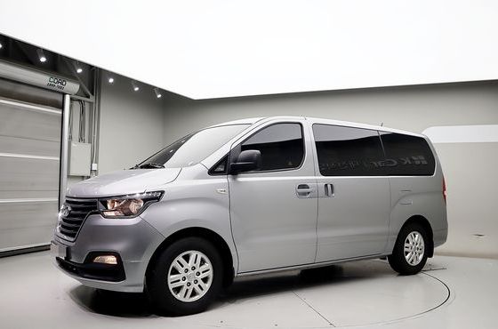 Hyundai Starex Van 3-Seater Smart — пробег 38 002 км — фото 2 из 5