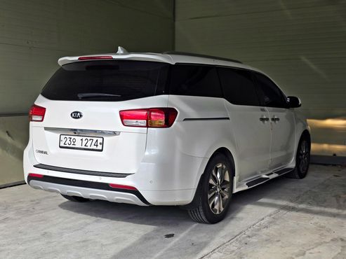 Kia Carnival 9-seater Prestige — пробег 97 915 км — фото 4 из 5