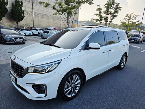 Kia Carnival 9-Seater Noblesse — пробег 177 455 км — фото 1 из 5