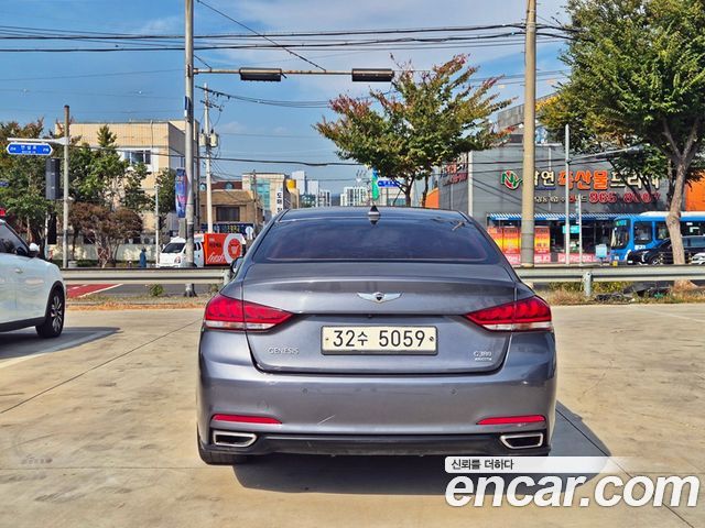 Hyundai Genesis из Кореи Encar