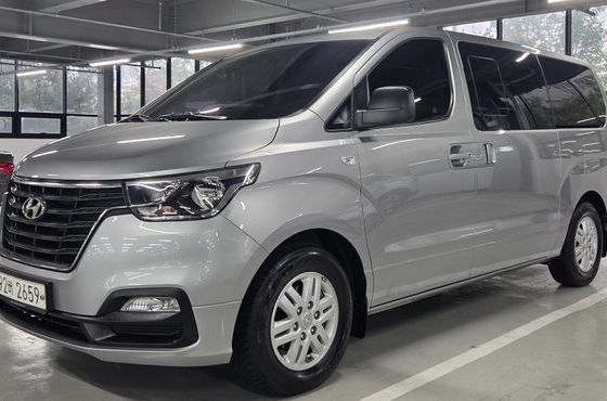 Hyundai Starex Van 5-Seater Modern — пробег 128 945 км — фото 1 из 5