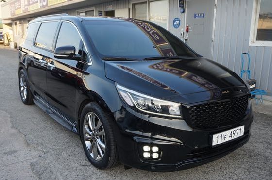 Kia Carnival 7-seater Limousine VIP — пробег 211 528 км — фото 4 из 5