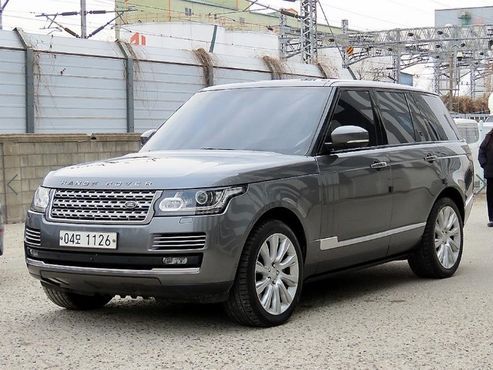 Land Rover Range Rover 4.4 SDV8 Vogue SE DIESEL — пробег 188 678 км — фото 2 из 5