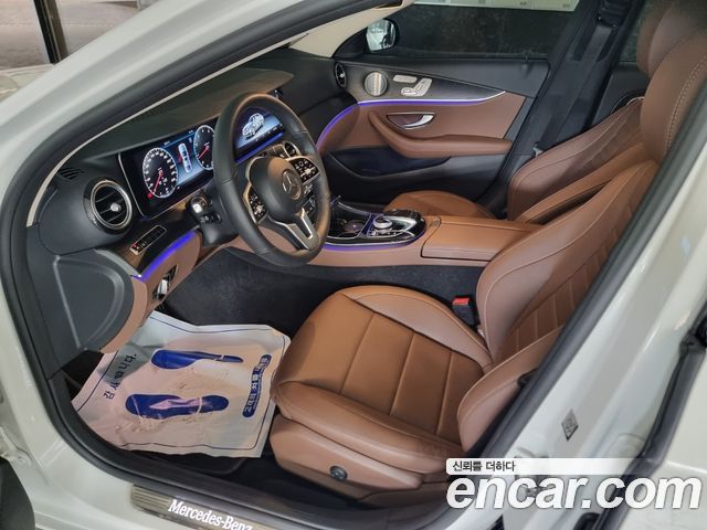 Mercedes-Benz E-Class из Кореи Encar