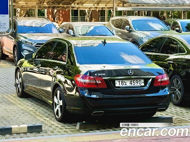 Mercedes-Benz E-Class из Кореи Encar