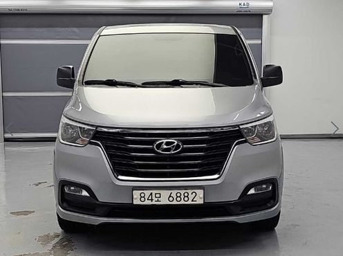 Hyundai Starex Van 5-Seater Smart — пробег 119 555 км — фото 2 из 5