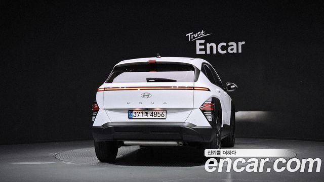 Hyundai Kona из Кореи Encar