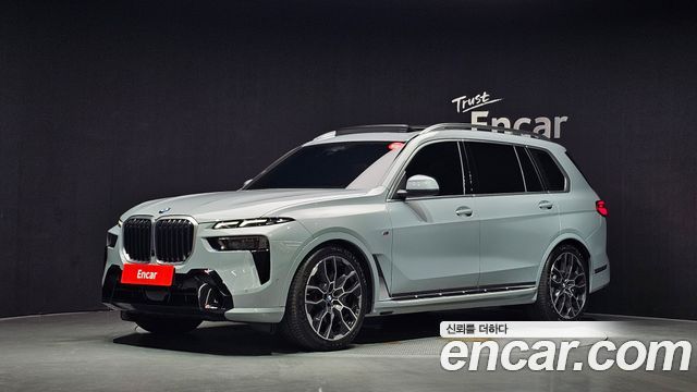 BMW X7 xDrive 40i M Sport 6STR — пробег 13 762 км — фото 1 из 5