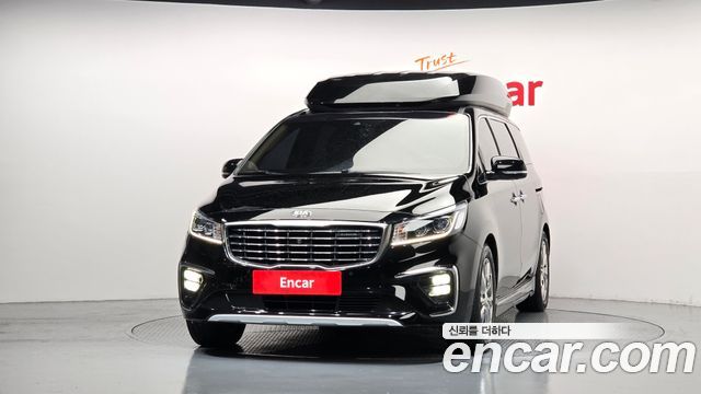 Kia Carnival 9-Seater Hi-Limousine Noblesse Special — пробег 189 254 км — фото 3 из 5