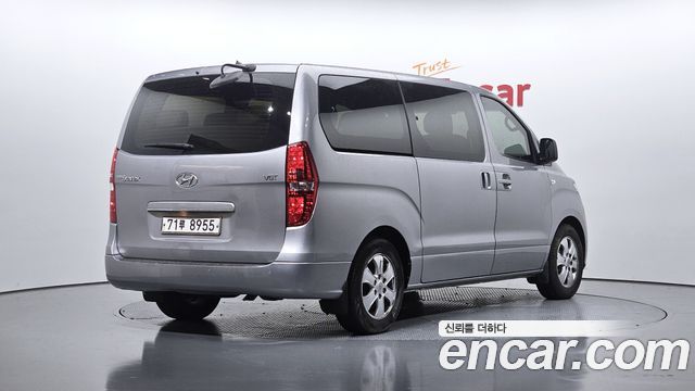 Hyundai Starex Wagon 12-Seater Smart — пробег 262 325 км — фото 2 из 5