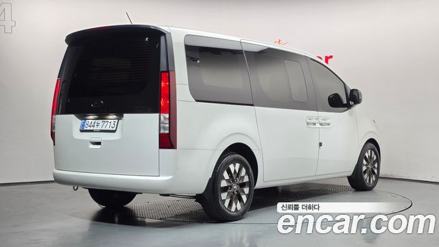 Hyundai Staria из Кореи Encar