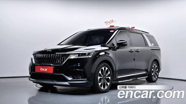 Kia Carnival Diesel 9-Seater Signature — пробег 62 581 км — фото 1 из 5