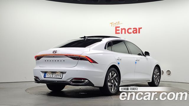 Hyundai Grandeur из Кореи Encar