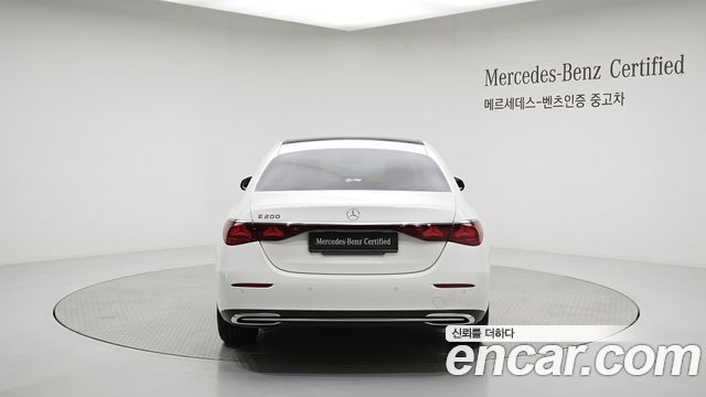 Mercedes-Benz E-Class из Кореи Encar