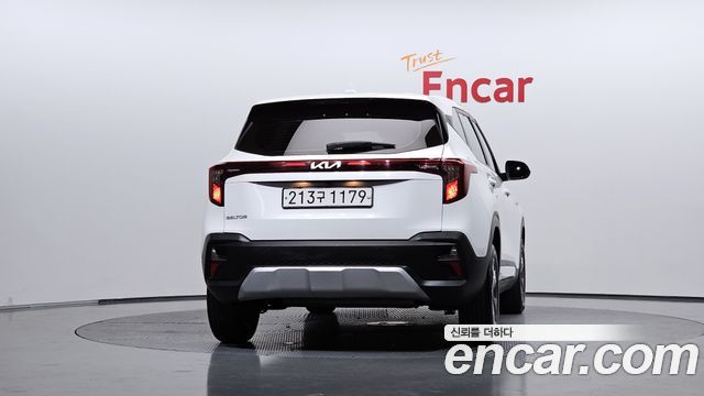 Kia Seltos из Кореи Encar