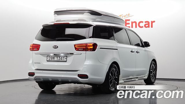 Kia Carnival из Кореи Encar