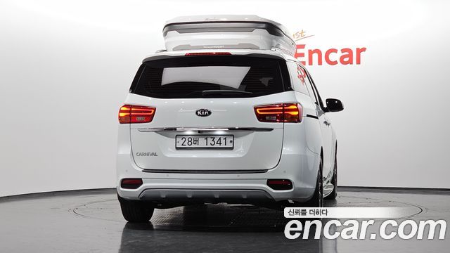 Kia Carnival из Кореи Encar