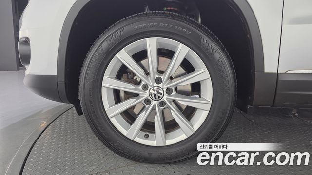 Volkswagen Tiguan из Кореи Encar
