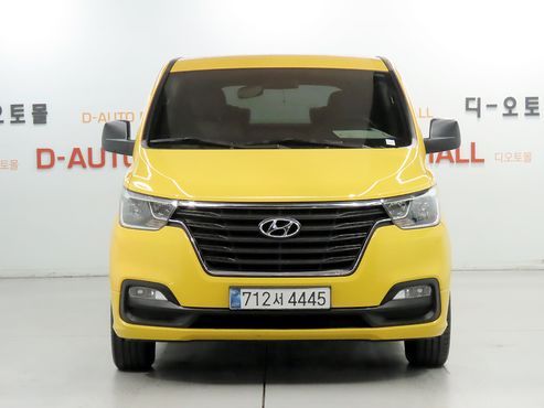 Hyundai Starex Wagon 12-Seater Smart — пробег 100 200 км — фото 3 из 5