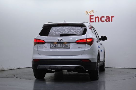 Hyundai Santafe Diesel(e-VGT) 2.0 2WD Premium — пробег 224 561 км — фото 4 из 5