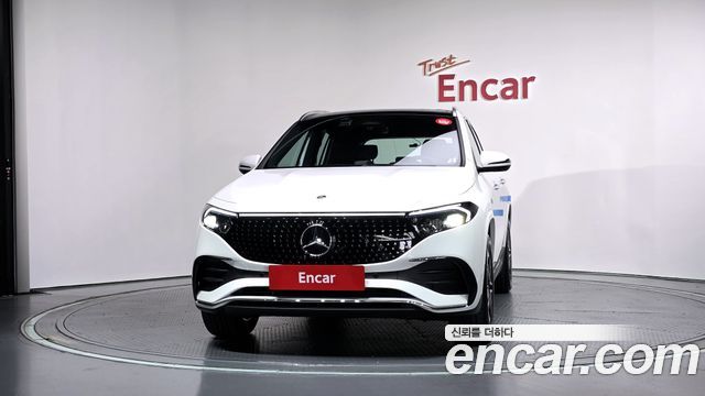Mercedes-Benz EQA EQA250 AMG Line — пробег 54 км — фото 3 из 5
