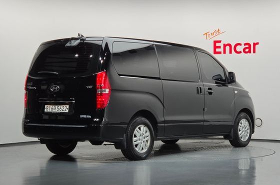 Hyundai Starex Van 3-Seater Smart — пробег 90 471 км — фото 2 из 5