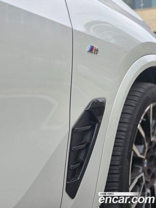 BMW X5 xDrive 30d M Sport — пробег 16 000 км — фото 5 из 5