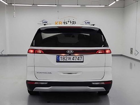 Kia Carnival Gasoline 9-Seater Prestige — пробег 162 776 км — фото 3 из 5