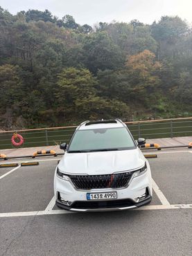 Kia Carnival Diesel 9-Seater Signature — пробег 70 500 км — фото 2 из 5