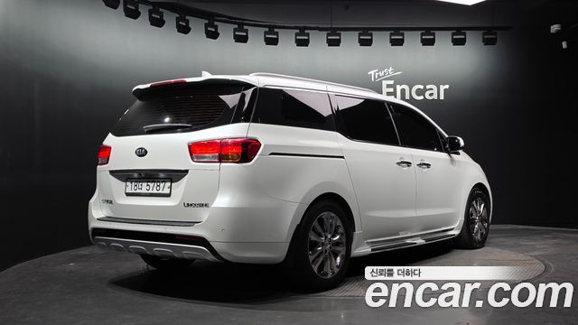 Kia Carnival 7-seater Limousine President — пробег 130 656 км — фото 2 из 5