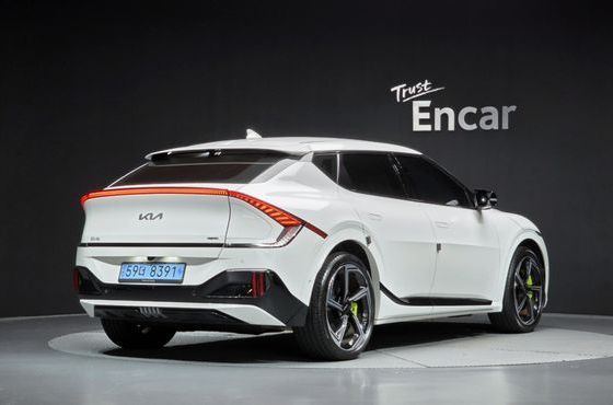 Kia EV6 GT 4WD — пробег 26 189 км — фото 2 из 5