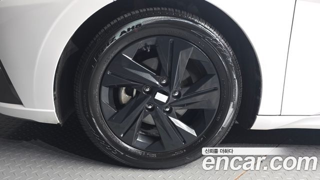 Hyundai AVANTE Smart — пробег 70 310 км — фото 5 из 5