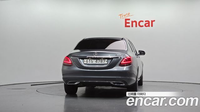 Mercedes-Benz C-Class из Кореи Encar