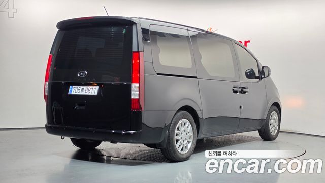 Hyundai Staria L3.5 Tourer 11-Seater Modern — пробег 31 268 км — фото 2 из 5