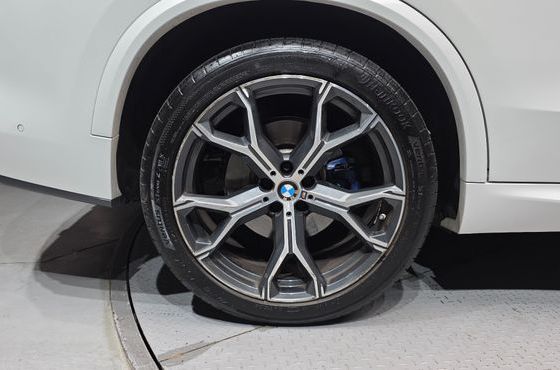BMW X5 xDrive 30d M Sport — пробег 67 483 км — фото 5 из 5