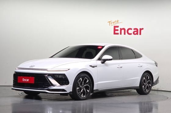Hyundai Sonata 2.0 Exclusive — пробег 10 055 км — фото 1 из 5