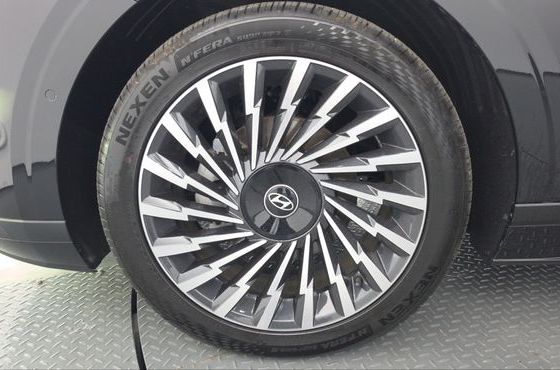 Hyundai Grandeur Honors — пробег 7 720 км — фото 5 из 5