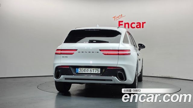 Genesis GV70 из Кореи Encar
