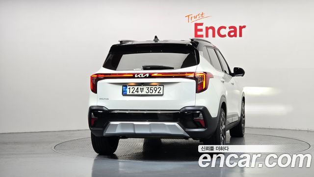 Kia Seltos из Кореи Encar
