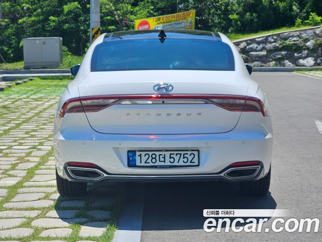Hyundai Grandeur 2.5 Exclusice — пробег 55 395 км — фото 5 из 5
