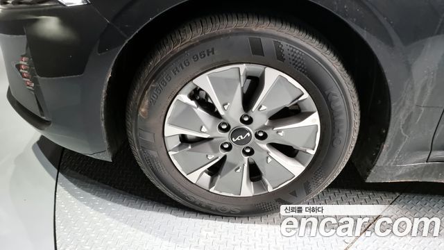 Kia K5 Trendy — пробег 18 658 км — фото 5 из 5